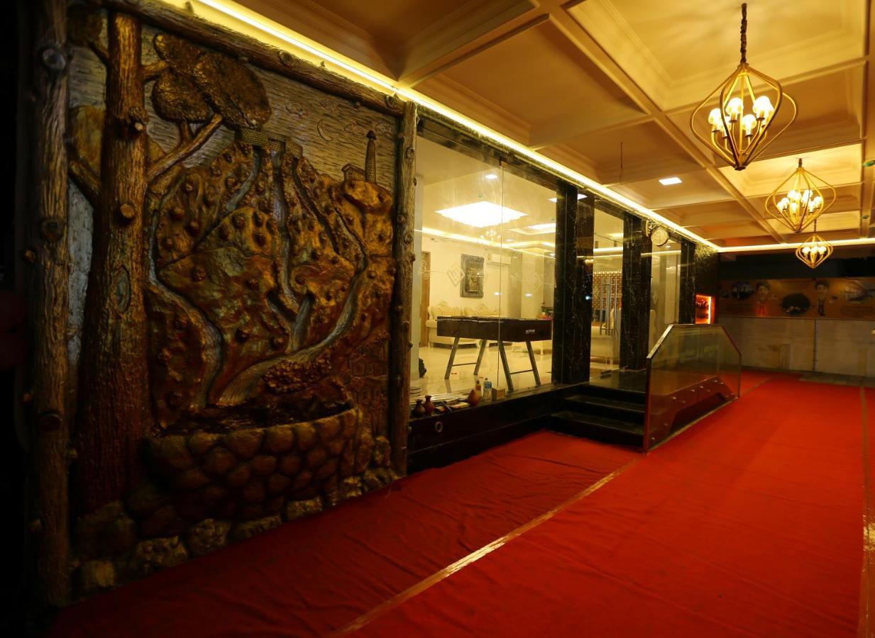 Mehar Inn Hotel Kāraikkudi Exterior foto